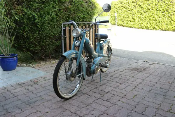 Motobecane AV79