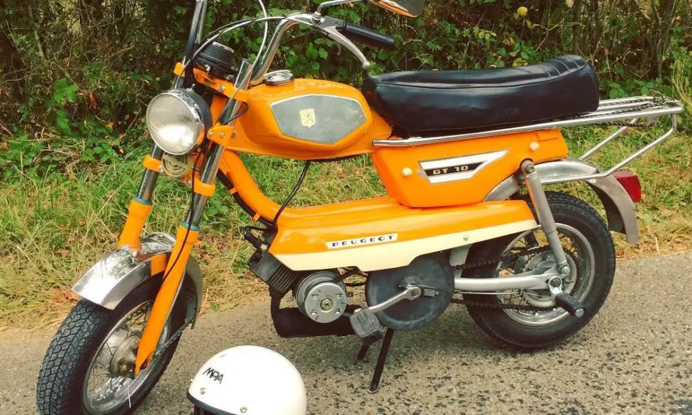 Peugeot GT10 Vintage Moped